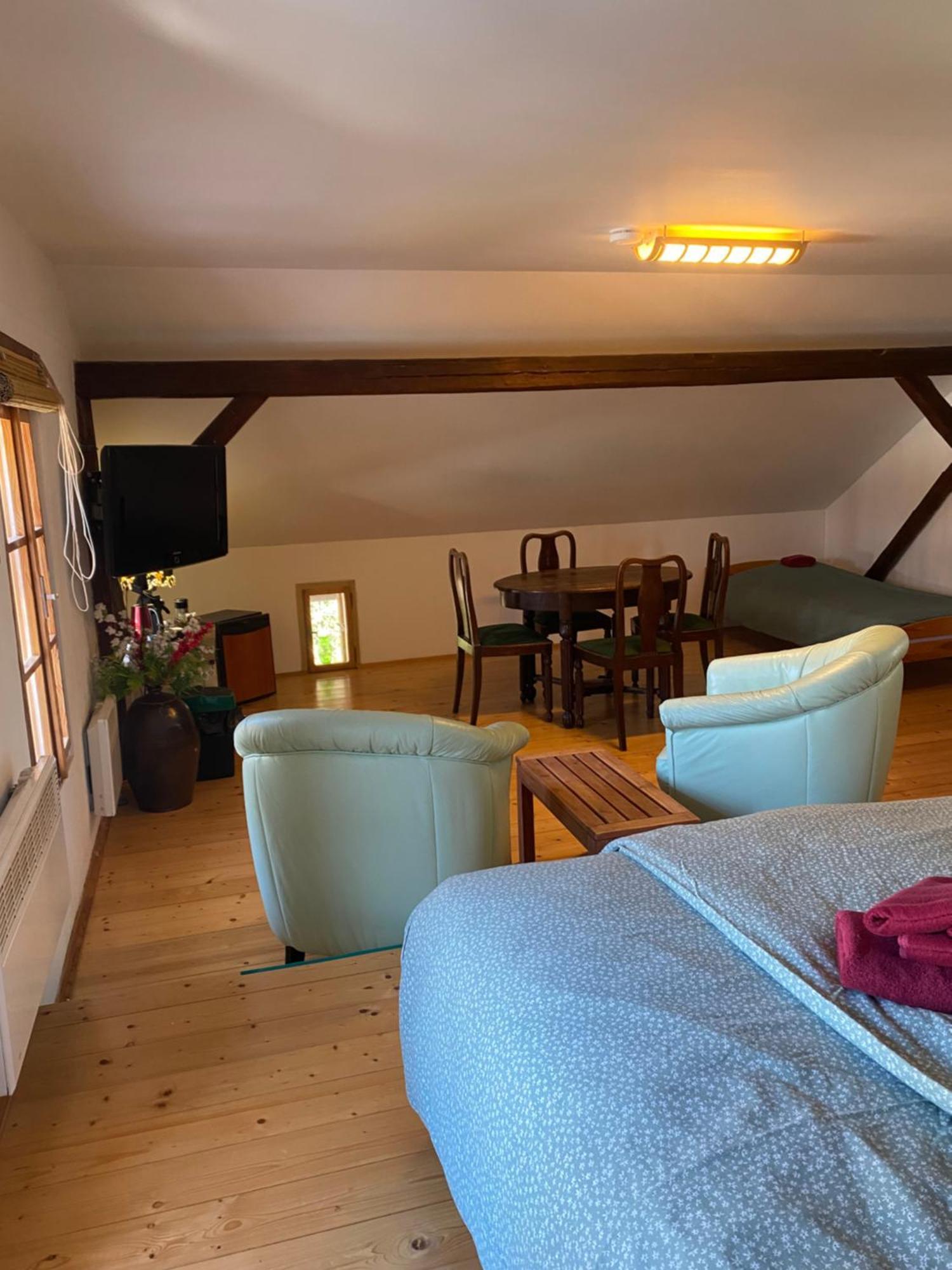 Droom B&B Cermna Экстерьер фото