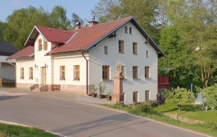 Droom B&B Cermna Экстерьер фото